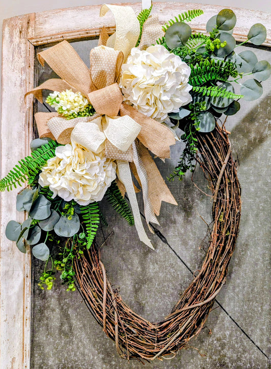 18" Oval Grapevine Wreath w/ Real Touch Hydrangeas
